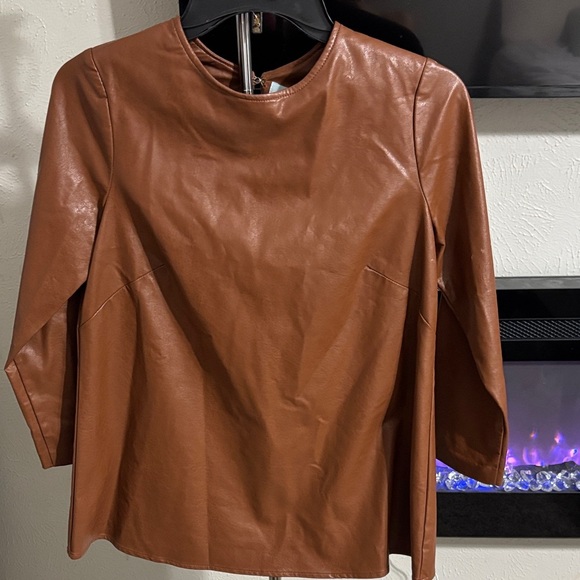 Tuckernuck Tops - Tuckernuck: Brown Faux Leather Top! MSRP $220!